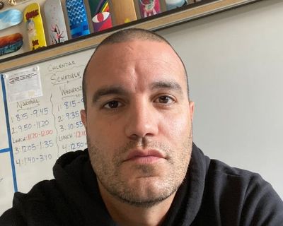 $1,500 /month. Age: 40 * Any pets?: No * Occupation: Professional * Gender: Male. Non-smoking room preferred. Pets are fine. No preference specified. Age preference: 30 - 50. Looking in: Oceanside. I am a professional male aged 40. I am available to move as soon as possible and have a budget of $1500/month. I would like to share with males or females ideally between 30 and 50 years old. Also lo...