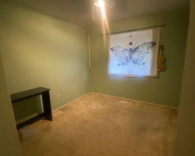 Private Room Near Stan State