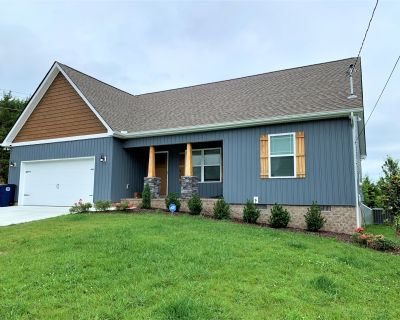 3 Bedroom 2BA 1450 ft Apartment For Rent in Shelbyville, TN