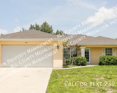 3 Bedroom 2BA 1409 ft Pet-Friendly Single-family home For Rent in Lehigh Acres, FL