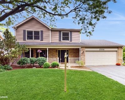 4 Bedroom 2BA 1986 ft Single Family House For Sale in Naperville, IL