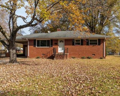 3 Bedroom 2BA 1047 ft Single Family Home For Sale in DURHAM, NC