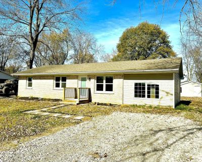 3 Bedroom 1BA 1325 ft Single Family House For Sale in Chandler, IN