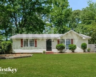 3 Bedroom 1BA 1008 ft Pet-Friendly House For Rent in Adamsville, AL