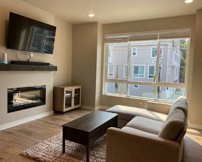 Available on: now. Furnished. Parking available * Internet included * LGBTQ+ friendly * Students welcome * 40+ years welcome Zander will require background checks for this room Learn more. Recently constructed! Clean and cozy private furnished (or unfurnished) bedroom and private bathroom in a beautiful 2 year old home! Modern home has open concept living, kitchen with oversized island and quar...