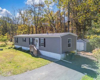 5710 Pfeiffer Cir. This almost brand new, 2 bedroom, 2 full bathroom, manufactured home in the peaceful, quiet community of Heidelberg Acres is anxiously awaiting its new owner. Built in 2022 the home is completely move .... 2 Bedroom. 2 Bathroom. 960 ft