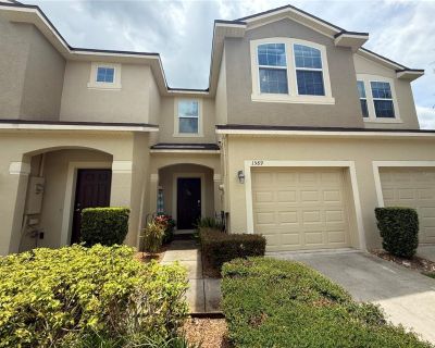 3 Bedroom 2BA 1528 ft Apartment For Rent in Oviedo, FL