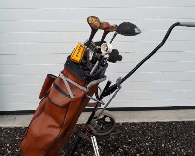 Men's 14 pieces RH Golf Clubs