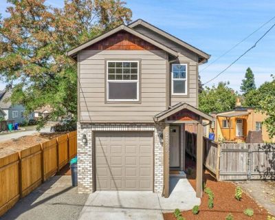 N Baldwin St, Portland, Home For Sale