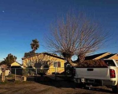 2 Bed 1 Bath Preforeclosure Property in Modesto, CA 95358 - Seattle St