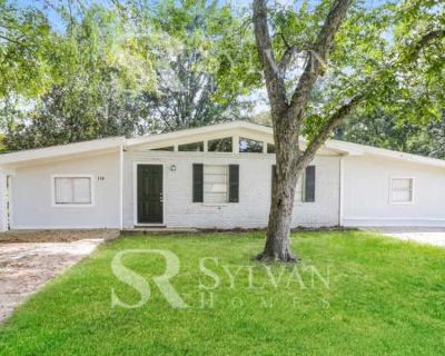 4 Bedroom 2BA 1418 ft Pet-Friendly House For Rent in Pearl, MS