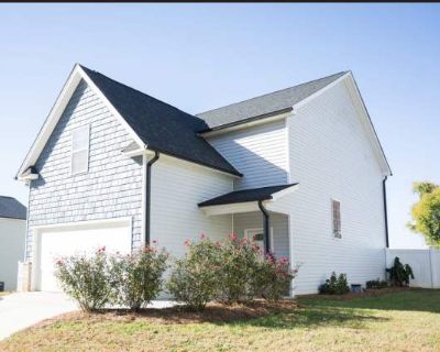 4 Bedroom 2.5BA 1824 ft Pet-Friendly Apartment For Rent in Winston-Salem, NC