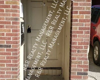 3 Bedroom 1BA 1150 ft Condo For Rent in Worcester, MA