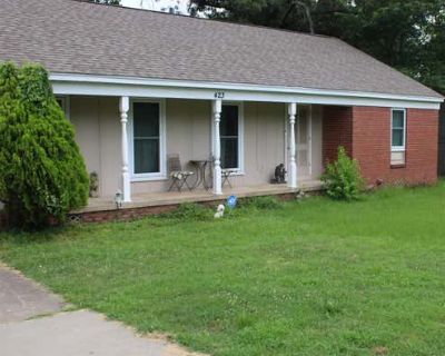 3 Bedroom 2BA 1519 ft Single Family Home For Sale in LITTLE ROCK, AR