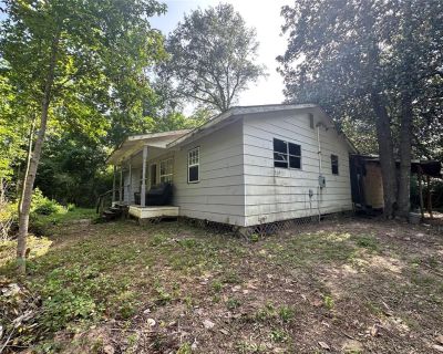 3 - 4 Bedroom 2BA 1152 ft Single-Family House For Sale in Colmesneil, TX