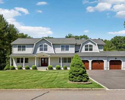 5 Bedroom 4BA Single Family House For Sale in Franklin Lakes, NJ