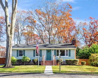 3 Bedroom 1BA 1902 ft Single Family House For Sale in Ridge, NY