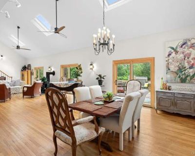 5 Bedroom 3BA 2600 ft Apartment For Rent in North Sea, NY