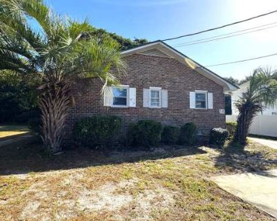 2 Bedroom 1BA 0 ft Pet-Friendly Apartment For Rent in North Myrtle Beach, SC