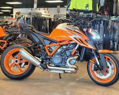 2023 KTM 1290 Super Duke R EVO