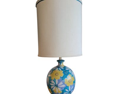 1960s Alvino Bagni for Raymor Ceramic Table Lamp With Daisy Motif