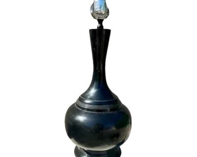 Beautiful Mid century black ceramic tulip shape lamp - perfect sleek statement lighting - no shade to better fit your unique style. working condition as shown. Very heavy!. Dimensions 9 W 9 D 20.97 L Styles Hollywood Regency Mid-Century Modern Lamp Shade Not Included Period 1950s Country of Origin United States Item Type Vintage, Antique or Pre-owned Shop Sustainably with Chairish Materials Cer...