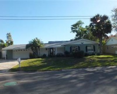 totally updated beautiful lakefront home