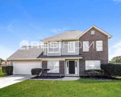 3 Bedroom 2.5BA 1425 ft Pet-Friendly Apartment For Rent in Monroe, NC