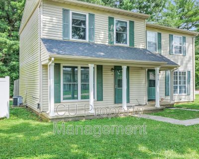 2 Bedroom 1.5BA 1000 ft Pet-Friendly House For Rent in Champaign, IL