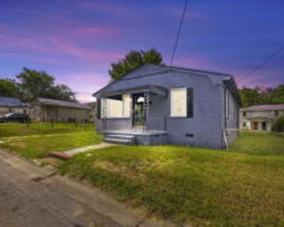 4 Bedroom 1.5BA 1338 ft Apartment For Rent in Goldsboro, NC