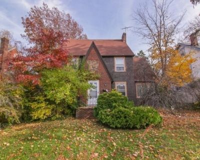 Medford Rd, Cleveland Heights, Home For Sale