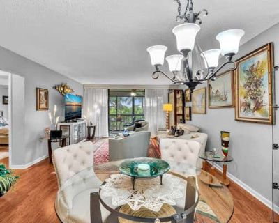 2 Bedroom 2BA 1207 ft Condominium For Sale in BOCA RATON, FL