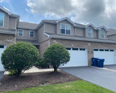 3 Bedroom 3BA 2034 ft Townhouse For Sale in WORTH, IL