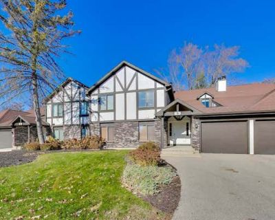 3 Bedroom 2BA 1400 ft Condominium For Sale in WILLIAMS BAY, WI