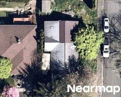 3 Bed 2 Bath Preforeclosure Property in Troutdale, OR 97060 - SE Dora St