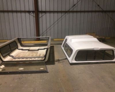 2 chevy truck tops fullsize