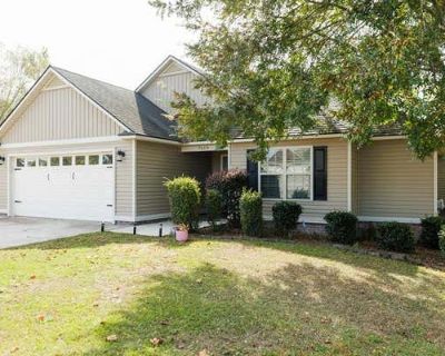 4 Bedroom 2BA 1762 ft Single Family Home For Sale in HAHIRA, GA
