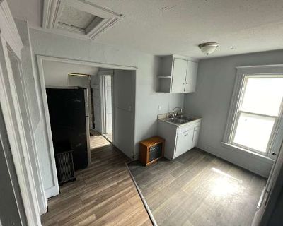 Whole house in a House, Toledo, OH 43606