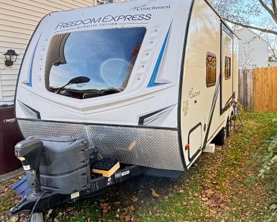 2021 Coachmen FREEDOM EXPRESS ULTRA LITE 192RBS
