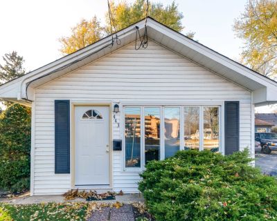 443 N Main Street. Adorable coach house in a fantastic downtown Wauconda location! This one bedroom, one bathroom detached home has fresh carpeting, 2 designated parking spots in a private driveway, and loads of living space! Unbeatable location and value!. 1 Bedroom. 1 Bathroom. 800 ft