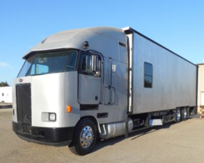 1990 Peterbilt Cabover Straight Truck