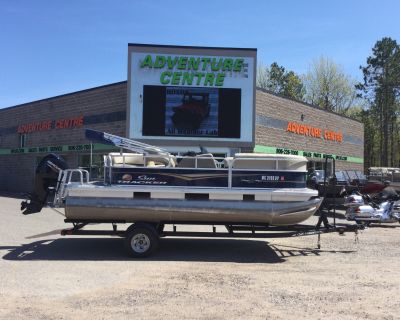 2021 Sun Tracker Party Barge 18 DLX Pontoon Boats Marquette, MI