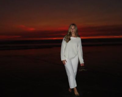 Female Seeking Room in Tacoma, WA