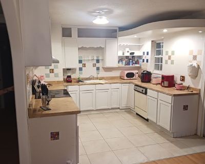Judith (Has a House) on iROOMit. Room in the 3 Bedroom 2BA House For Rent...