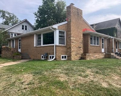 4 Bedroom 2BA 2500 ft Pet-Friendly Single Family Home For Rent in Omaha, NE