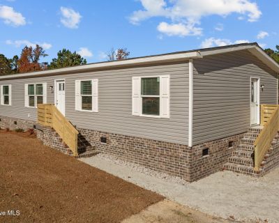 3 Bedroom 2BA 1568 ft Single Family House For Sale in Swansboro, NC