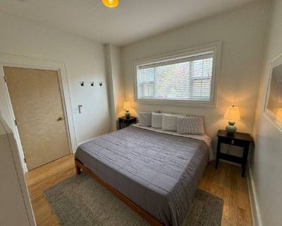 Furnished Room for Rent - A private room with its own bathroom !!