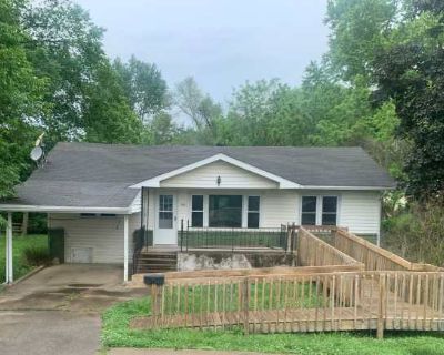 3 Bedroom 1BA 0 ft Apartment For Rent in Waynesville, MO