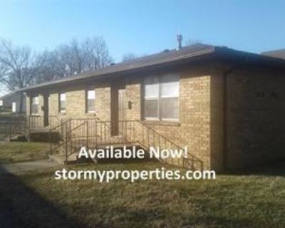 2 Bedroom 1BA 900 ft House For Rent in Springfield, MO