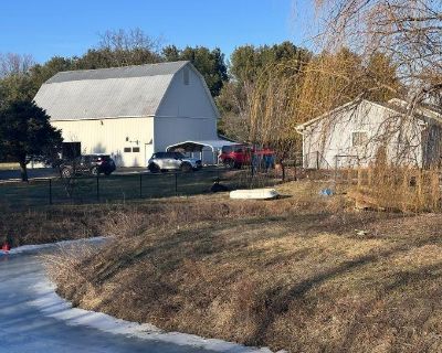 3 Bedroom 2BA 2248 ft Single Family House For Sale in Shelbyville, IN